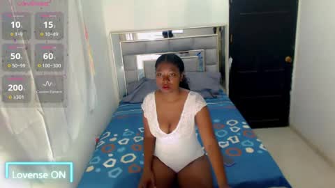 sexy_duo_girl online show from July 8, 2026, 11:04 am