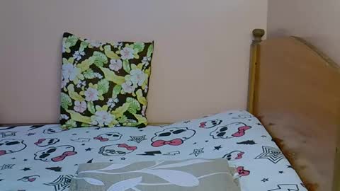 Snapshot of sexy_ellahh chatting on February 6, 2026, 12:48 am Ellahh online show from February 6, 2026, 12:48 am