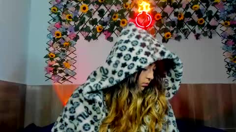 Snapshot of sexy_foxx_ chatting on March 1, 2025, 2:15 am Antonella online show from March 1, 2025, 2:15 am