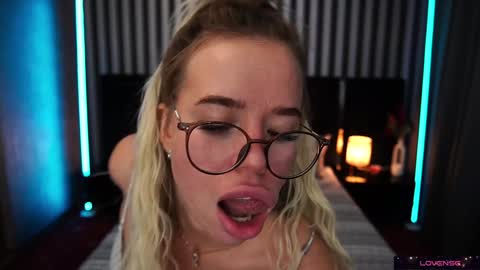 Snapshot of sexy_ira chatting on January 20, 2025, 10:51 am Ira online show from January 20, 2025, 10:51 am