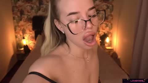 Snapshot of sexy_ira chatting on February 15, 2025, 7:38 am Ira online show from February 15, 2025, 7:38 am