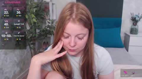 Snapshot of sexy_jenny18 chatting on September 23, 2025, 4:37 am Jennifer online show from September 23, 2025, 4:37 am