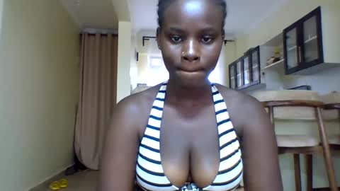 Snapshot of sexy_june chatting on January 25, 2025, 12:37 pm sexy online show from January 25, 2025, 12:37 pm