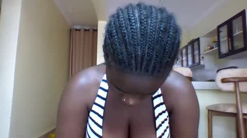Snapshot of sexy_june chatting on January 26, 2025, 8:25 am sexy online show from January 26, 2025, 8:25 am