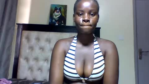 Snapshot of sexy_june chatting on February 18, 2025, 5:09 am sexy online show from February 18, 2025, 5:09 am