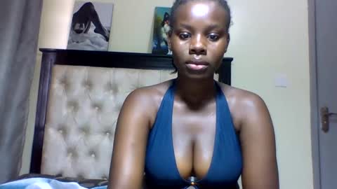 Snapshot of sexy_june chatting on February 24, 2025, 6:38 am sexy online show from February 24, 2025, 6:38 am
