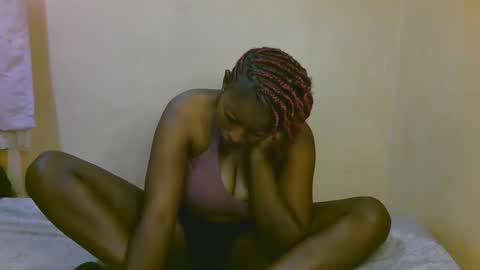 sexy_latasha online show from February 12, 2026, 4:18 am