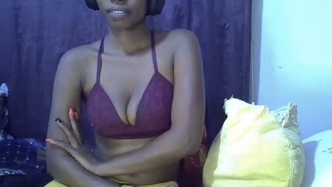 kayla online show from June 1, 2026, 7:37 pm