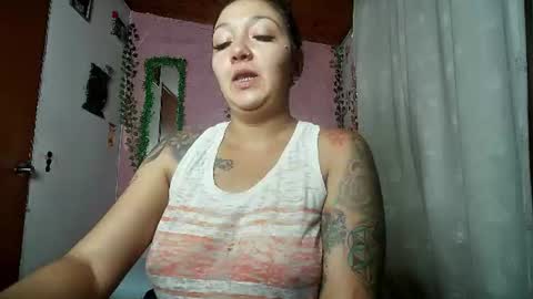 Snapshot of sexy_lolas chatting on July 9, 2026, 3:10 am sexy lolas online show from July 9, 2026, 3:10 am