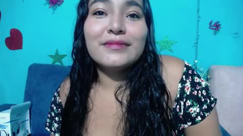 Snapshot of sexy_love_15 chatting on December 21, 2024, 4:09 am SIRENA LOVE online show from December 21, 2024, 4:09 am