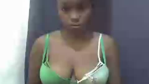 sexy_lyne23 online show from June 17, 2026, 5:32 am