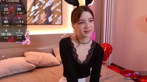 Snapshot of sexy_me_bb chatting on February 22, 2026, 2:04 pm Alison online show from February 22, 2026, 2:04 pm