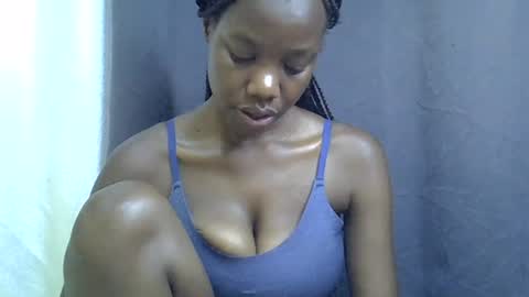 sexy_peach4 online show from August 3, 2026, 10:13 pm