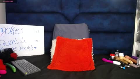 karoline online show from February 26, 2026, 4:33 am