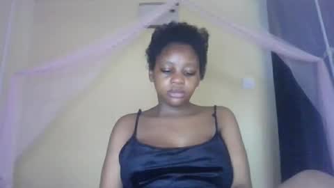 Snapshot of sexy_short chatting on November 5, 2025, 5:18 am Janet online show from November 5, 2025, 5:18 am