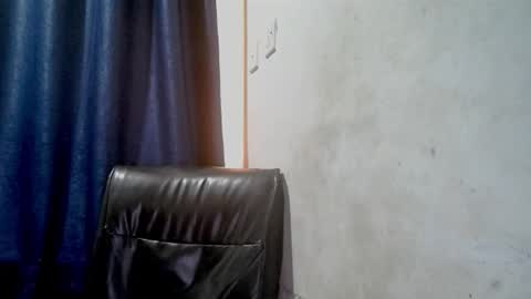 Snapshot of sexy_slimebony chatting on November 11, 2025, 6:41 pm Rae online show from November 11, 2025, 6:41 pm