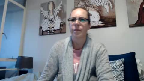 Snapshot of sexy_stassi_xx chatting on June 6, 2026, 4:39 am Nastassia... but you can call me Stassi for short. online show from June 6, 2026, 4:39 am