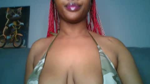 Snapshot of sexy_sweetcandy chatting on February 7, 2025, 9:58 pm sexy sweetcandy online show from February 7, 2025, 9:58 pm