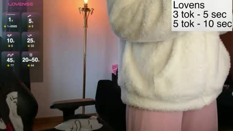 Sexy-Sweets online show from December 23, 2025, 6:55 am