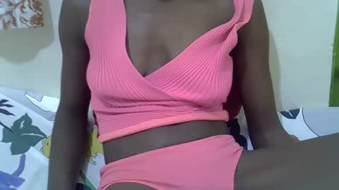 Snapshot of sexy_tania1 chatting on October 24, 2025, 8:11 am sexy_tania1 online show from October 24, 2025, 8:11 am