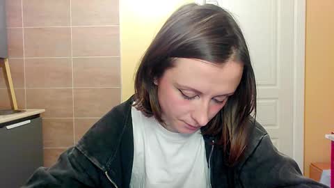 Mandy Green online show from October 3, 2025, 12:07 am