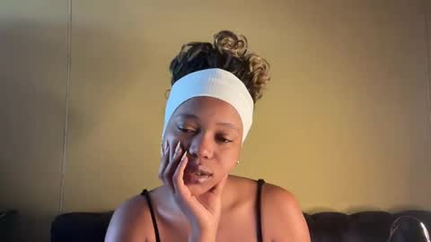 Snapshot of sexyasszeeee chatting on November 13, 2025, 10:14 am sexyasszeeee online show from November 13, 2025, 10:14 am