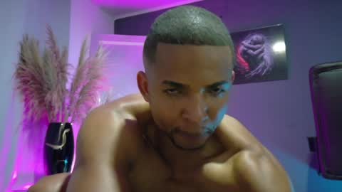 sexyblack online show from December 6, 2024, 12:02 am