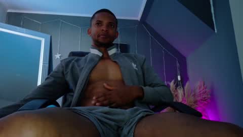 Snapshot of sexyblack1993 chatting on December 12, 2024, 12:44 pm sexyblack online show from December 12, 2024, 12:44 pm