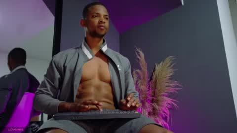 sexyblack online show from January 31, 2025, 9:37 am