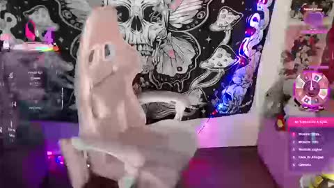 Snapshot of sexycarriie chatting on September 18, 2025, 11:18 pm Carrie online show from September 18, 2025, 11:18 pm