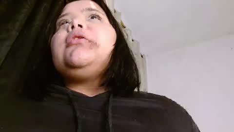 Snapshot of sexychubbyy chatting on December 23, 2024, 7:38 am Eva online show from December 23, 2024, 7:38 am