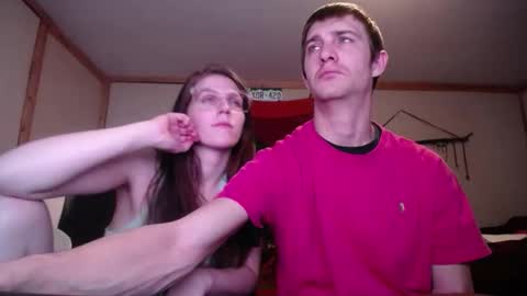 Austin and Megan online show from December 19, 2025, 4:19 am