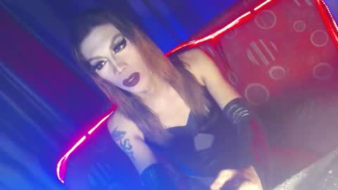 Devine online show from February 24, 2026, 7:56 pm