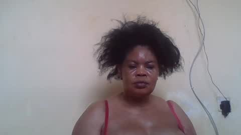 Snapshot of sexydove2 chatting on July 7, 2026, 7:23 am EMILY online show from July 7, 2026, 7:23 am