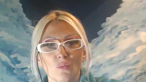 Snapshot of sexyeni chatting on March 18, 2026, 10:35 pm ENI pvt moan your name WHEN I M NOT online you tell me in SNAPCHAT deal yes add me... FREE TWITTER magiconline101...... online show from March 18, 2026, 10:35 pm