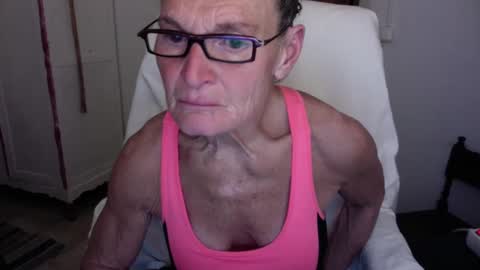 Snapshot of sexyfit58 chatting on February 23, 2025, 1:02 am SexyFit58 online show from February 23, 2025, 1:02 am