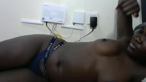 Snapshot of sexyfizzypop chatting on November 24, 2025, 2:17 pm Fizzypop online show from November 24, 2025, 2:17 pm