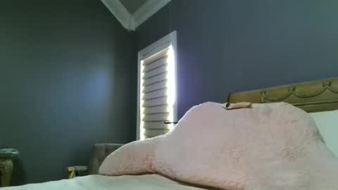 LisaisLuscious online show from March 29, 2026, 2:17 pm