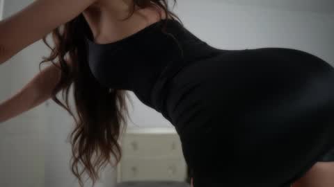 Snapshot of sexygirlforyouuu chatting on January 25, 2025, 3:30 am Vanessa online show from January 25, 2025, 3:30 am