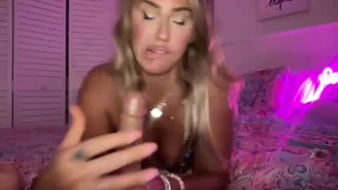 Snapshot of sexygoodvibebabe69 chatting on September 21, 2025, 5:31 am Ashley Love online show from September 21, 2025, 5:31 am