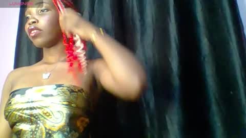 Snapshot of sexyhotbody_haileyxx chatting on October 7, 2025, 7:00 pm Hailey online show from October 7, 2025, 7:00 pm