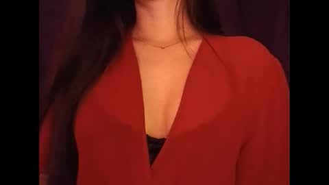 Snapshot of sexyideusa chatting on December 19, 2024, 1:39 am Sexy online show from December 19, 2024, 1:39 am