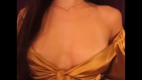 Snapshot of sexyideusa chatting on December 29, 2024, 3:44 am Sexy online show from December 29, 2024, 3:44 am