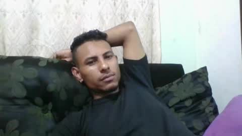 Sexy leon online show from May 20, 2026, 2:29 am