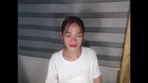 Snapshot of sexylunox chatting on October 19, 2025, 9:15 pm Lunox3 online show from October 19, 2025, 9:15 pm