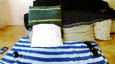 Squirty Maya Gold online show from June 1, 2026, 9:44 am