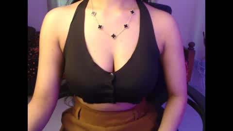 sexymihika online show from April 9, 2026, 8:09 am