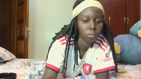 sexymomoh online show from April 7, 2026, 1:28 am