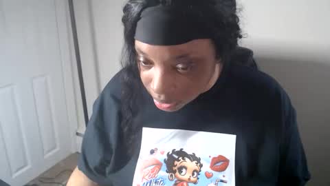 SexyMona online show from May 25, 2026, 1:50 pm