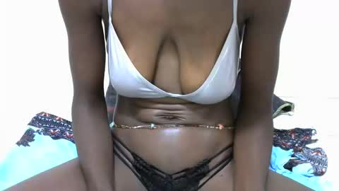 sexynana2001 online show from April 13, 2026, 1:38 pm